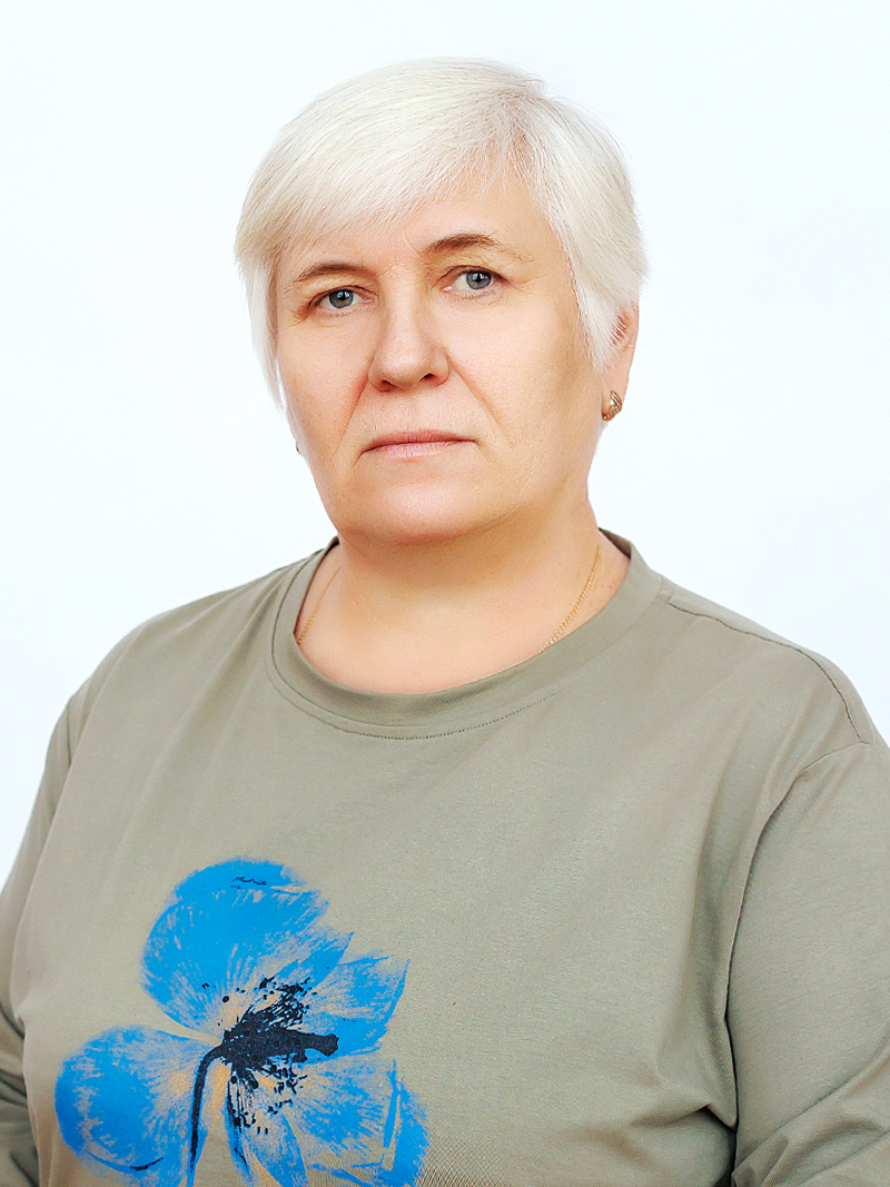 Кузнецова Валентина Михайловна.
