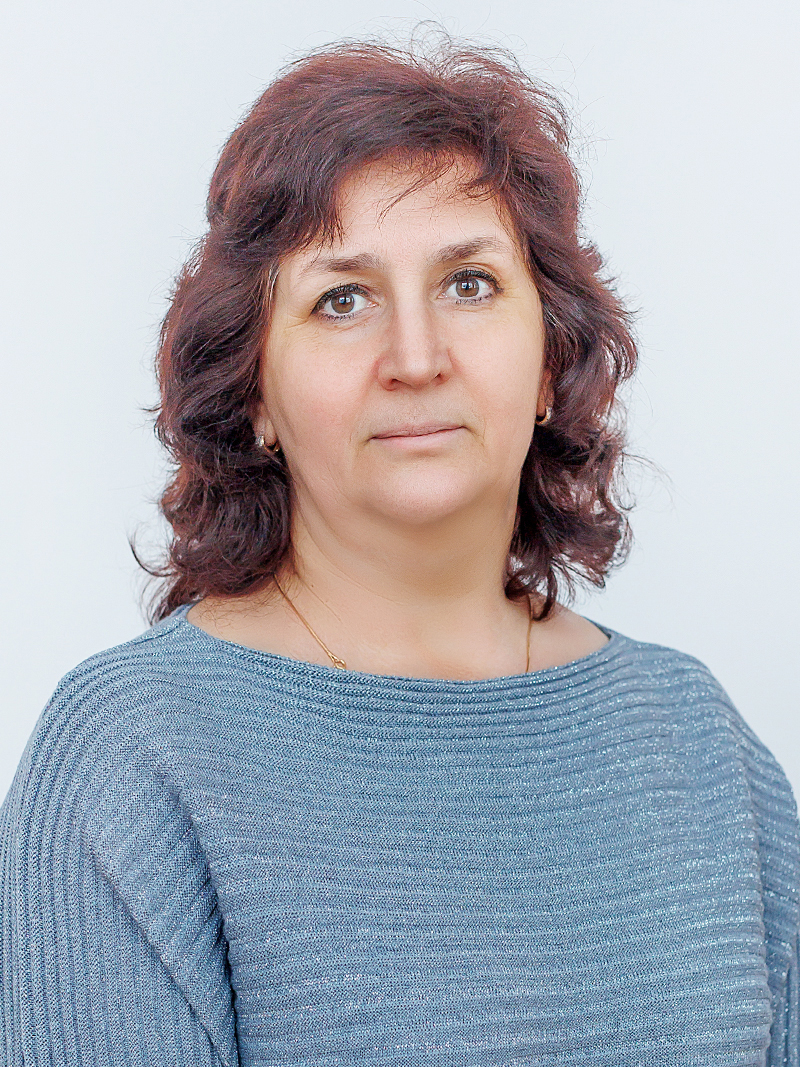 Новокщёнова Елена Валентиновна.