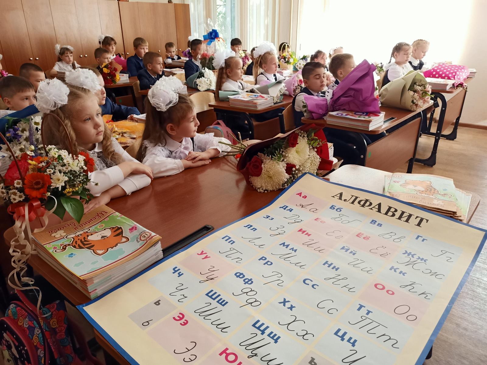 Обеспечение учащегося учебниками.